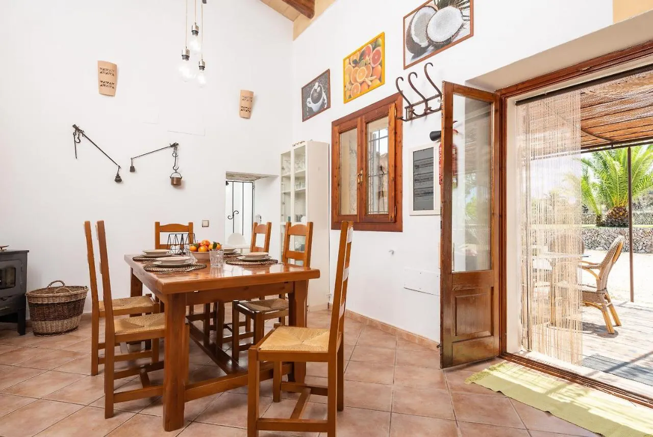 Villa Can Perello, Swimming Pool And Gardens Llubi