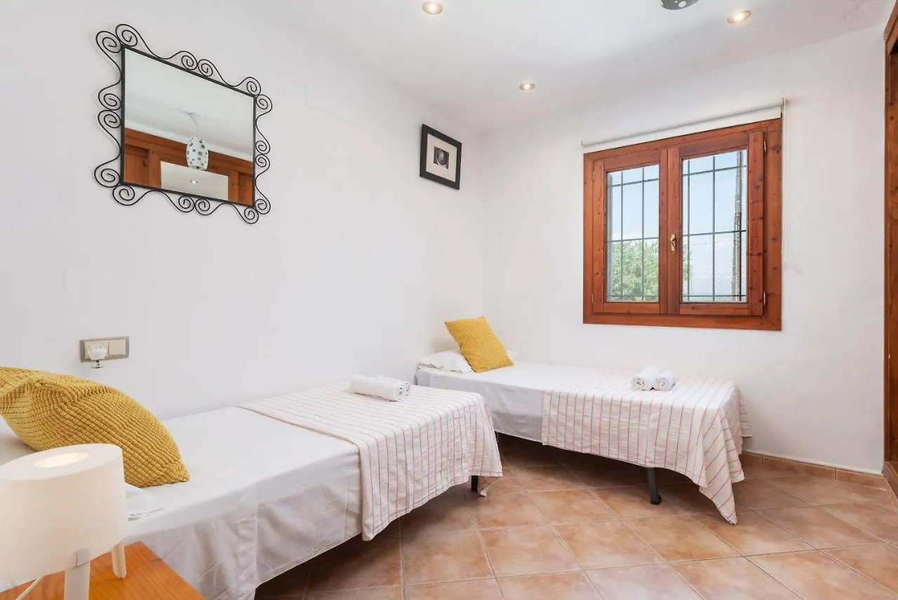 Villa Can Perello, Swimming Pool And Gardens Llubi